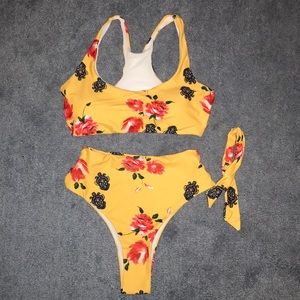 Yellow/floral bikini (NEVER WORN)